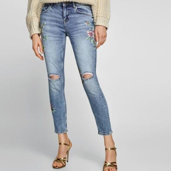 Zara Denim - ZARA Basic Distressed Floral Print Skinny Jeans